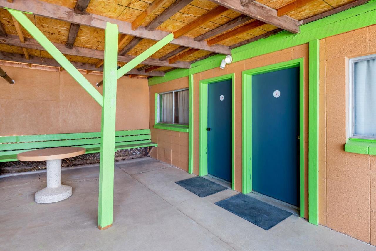 Oyo Hotel Hanksville, Ut Kültér fotó